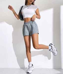 Shorts de course pour femmes personnalisés, confortables, doux, flexibles, anti-transpiration, parfaits pour la course à pied et la randonnée. - Product Image 6