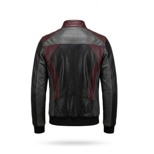 Chaqueta de cuero refinada para hombre, diseñada para la moda urbana, con ajuste cómodo, bolsillos funcionales y apariencia premium. - Product Image 3