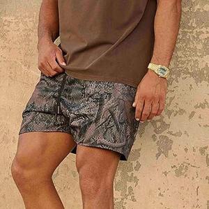 Pantalones Cortos Rotos para Hombre con Logotipo Personalizado, Pantalones Cortos Ajustados de Alta Calidad con Efecto Desgastado para Hombre, subidos por Dress Sports - Product Image 6