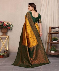 Sari tradicional indio de seda amarillo y verde estilo Banarasi con borde estampado para ceremonia de boda, largo hasta el suelo para mujer - Product Image 3