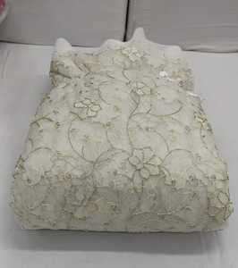 Tela Fresca con Bordado de Redes Ton a Ton - Product Image 1