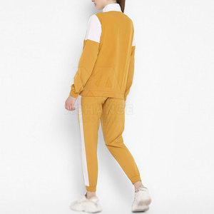 Chándal Deportivo de Invierno para Mujer, Diseño Moderno, Ajuste Cómodo, Transpirable, para Gimnasio, Viajes, Uso Diario Informal, Tela Suave con Capucha - Product Image 3