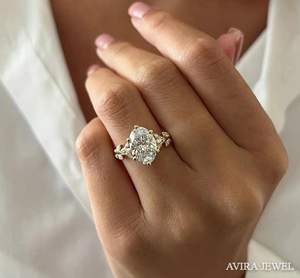 Anillo Exclusivo de Diamante Ovalado de 1 Quilate, Color E/F, Creado en Laboratorio, Oro Blanco de 14k, Claridad VVS, Sin Níquel ni Plomo - Product Image 4