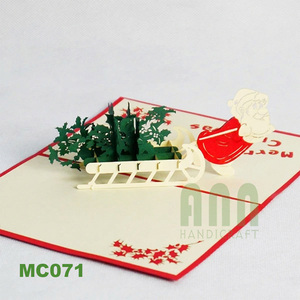 การ์ดอวยพรแบบป๊อปอัพ 3 มิติ ลายคริสต์มาสและปีใหม่ ยี่ห้อ ANN HANDICRAFT รุ่น MC071 ตกแต่งด้วยการเคลือบเงาแบบด้าน พร้อมลายซานต้าขี่รถเลื่อน - Product Image 2