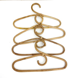 Ensemble de cintres décoratifs en rotin faits à la main, cintres à vêtements à bas prix, accessoires de présentation de vêtements - Product Image 1