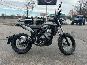 Nouvelles motos sportives BETAs ALP X X 2026 authentiques - Product Image 4