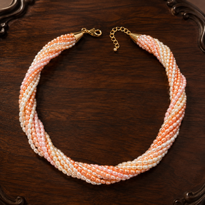 Collier statement torsadé multicouche fait main SSTRINGZ en perles de riz multicolores pour femme, bijoux de fête certifiés Haryana - Product Image 5