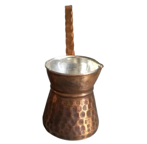 Hermosa cafetera turca, griega y árabe de latón martillado color cobre, para hornilla, Cezve Ibrik Briki, con mango de madera - Product Image 1