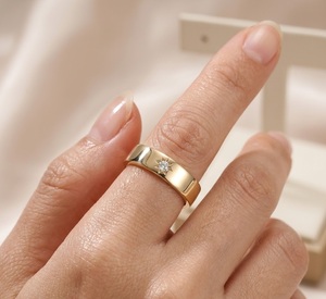 Bague Cigare Étoile du Nord en Or avec Diamant de Laboratoire, Plaqué Or 18K, Large Bande Étoilée, Bague Chevalière Unisexe, Bijoux - Product Image 4