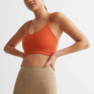Sujetador deportivo de tirantes finos naranja para mujer, sin costuras, soporte medio, ropa deportiva para yoga, transpirable, color liso - Product Image 6