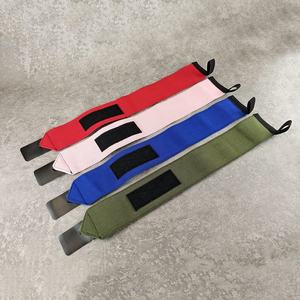 Bandes de poignet en coton polyvalent pour la musculation, avec logo et styles personnalisés, coloris variés, pour la sécurité et la protection sportive. - Product Image 5