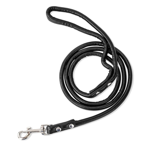 Laisse pour chien en cuir de qualité supérieure, fabriquée en usine avec des décorations rivetées, faible MOQ, pour usage extérieur, en vente. - Product Image 1