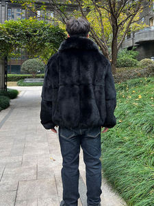 Veste en fourrure noire pour homme, fermeture éclair épaisse, col rabattable, coupe classique, style parka - Product Image 5