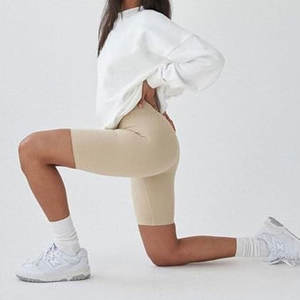 Shorts de Mujer de Tacto Suave Premium con Cintura Flexible, Perfectos para Uso Diario, Viajes y Movimiento - Product Image 4