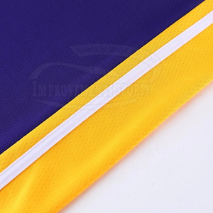 Uniformes de baloncesto antiarrugas para hombres fabricados en poliéster de material duradero profesional - Product Image 3