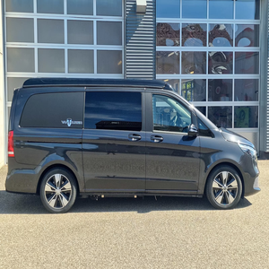 Mercedes Benz V 250 VanTourer Urban Camper Van, camping-car de luxe avec toit relevable, véhicule familial automatique diesel pour voyages. - Product Image 1