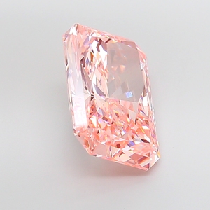 เพชรทรงสี่เหลี่ยมผืนผ้า เจียระไนแบบเรเดียนท์คัท คุณภาพพรีเมียม สีแฟนซีสดใส ความสะอาดระดับ VS1 ผลิตด้วยเทคนิค CVD ของ Jk Creation รับรองโดย IGI ผลงานชิ้นเอกแห่งความหรูหราอย่างมีคุณค่า - Product Image 4