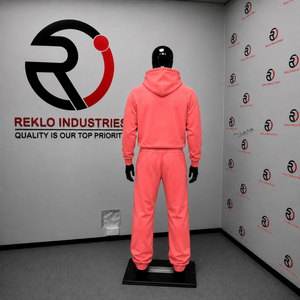 Conjunto de Sudadera con Capucha Oversize Rosa Coral para Hombre, Estilo Urbano Personalizado, Sudadera Tipo Pullover y Pantalones de Pierna Ancha con Botones a Presión, Venta al por Mayor - Product Image 4