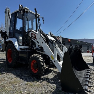 Retroexcavadora Bobcat B760 de calidad premium que ofrece alta estabilidad de torque y larga vida útil para entornos de trabajo exigentes. - Product Image 4