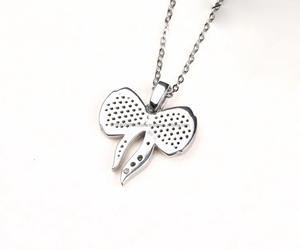 Colgante delicado de plata de ley con moissanita de corte redondo en forma de lazo, chapado en rodio, estilo hip hop, regalo de San Valentín para ella - Product Image 3