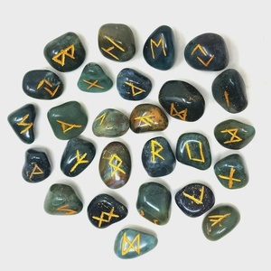 Juego de Piedras Rúnicas de Ágata Musgosa Natural, Hermoso Juego de Runas de Cristal Futhark, Estilo Feng Shui, Ágata Muntaha Grabada para Sanación - Product Image 1