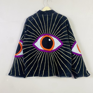 Veste Suzani brodée aux yeux brodés |   Veste en velours faite à la main |   Halloween |   Style bohème noir - Product Image 4