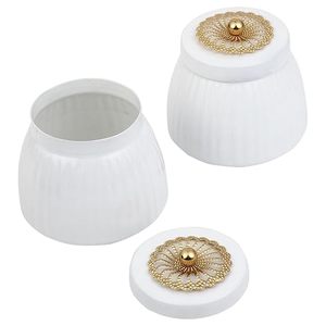 Salières et poivrières en métal rondes blanches avec couvercle doré, hermétiques, pour épices de cuisine, design moderne artisanal - Product Image 2
