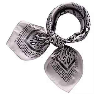 Pañuelo para la Cabeza de Alta Calidad, Satinado, Colorido, con Logotipo Personalizado Sublimado, a Bajo Precio, para Hombres y Mujeres - Product Image 2