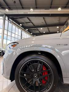 รถยนต์มือสอง ปี 2026 GLE 63 AMG SUV ระดับหรูหรา สมรรถนะสูง รุ่นแต่งสปอร์ต - Product Image 1