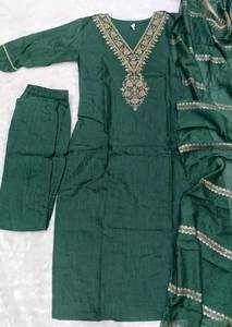 Simply Elegant : Ensemble en coton slub avec dupatta jacquard - Product Image 3