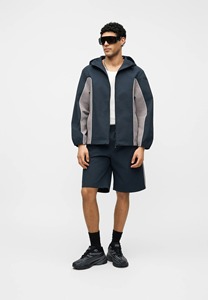 Veste coupe-vent à capuche pour homme, fermeture éclair, style sportif, vêtements d'extérieur pour le printemps, matière polyester - Product Image 3