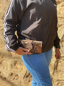 กระเป๋าสตางค์หนังแบบมีซิปสำหรับผู้หญิงกระเป๋าสตางค์แบบซ่อนทำด้วยมือแท้แบบใหม่กระเป๋าสตางค์หนังแบบพับสองชั้นกระเป๋าสตางค์ขนสัตว์โลหะแท้ - Product Image 2