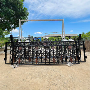 Panneaux de clôture extérieurs décoratifs en fer forgé thermolaqué de 1,8 m, robustes, en métal, pour jardin, cour et usage résidentiel - Product Image 1