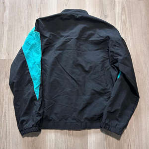 เสื้อแจ็คเก็ตวินด์เบรกเกอร์ลำลองสไตล์วินเทจยุค 90 ไซส์ใหญ่ ผ้าแคนวาส กันน้ำ ระบายอากาศได้ดี ซับในโพลีเอสเตอร์ตาข่าย กันลม สำหรับผู้ชาย - Product Image 2