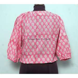 เดรสสั้นทรงเอผ้าฝ้ายใส่สบายสำหรับผู้หญิง ดีไซน์เก๋ไก๋สำหรับฤดูร้อน แขนกุด พิมพ์ลายดอกไม้ด้วยมือ แต่งลูกไม้ เหมาะสำหรับงานปาร์ตี้แบบสบายๆ - Product Image 6