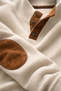 Suéter Casual Personalizado para Hombre, con Botones, Tejido de Punto, Parche Texturizado en el Codo, 100% Algodón, Corte Regular Cómodo con Contraste - Product Image 4