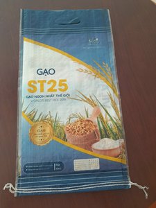 Riz Jasmin Aromatique ST25 du Vietnam en Gros, 5% de Brisure |   Riz blanc à grains longs de haute qualité Récolte 2026 - Celeste Vilaconic 2 ans - Product Image 1