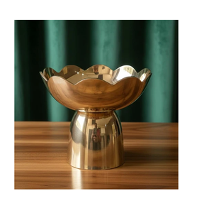 Bol à glace en laiton fait main, fournisseur en gros personnalisé, bols en métal faits à la main avec cuillères, design minimaliste, bol en laiton - Product Image 4