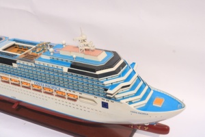 Modelo de Velero de Madera Hecho a Mano Costa Pacifica, Decoración Artística Coleccionable, Adorno de Mesa Personalizado con Temática Oceánica - Product Image 2