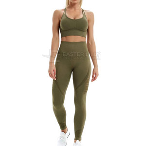 Conjunto de Yoga para Mujer Hecho en Pakistán a Precio Económico, Conjunto de Yoga Cómodo para Mujer, Venta en Línea de Conjuntos de Yoga para Mujer - Product Image 2
