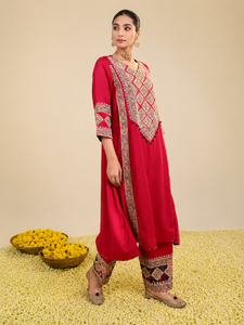 Conjunto de Kurta de Satén de Seda Tejida Roja Aynaz - Product Image 4