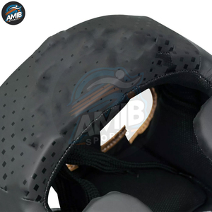 Protège-tête de boxe professionnel personnalisable de haute qualité en cuir de vachette, design respirant, fabriqué au Pakistan, options de couleur et de logo personnalisés - Product Image 4