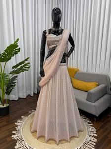 Lehenga Sari beige en faux georgette avec broderie de fils et de sequins, tenue ethnique pour femmes pour les mariages et les fêtes - Product Image 5