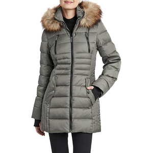 Veste matelassée personnalisée avec logo pour femme, surdimensionnée, épaisse et chaude pour l'hiver, avec fermeture éclair - Product Image 1