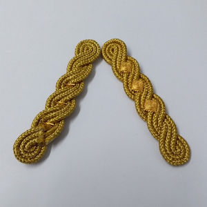 Bandas de hombro doradas de estilo moderno, insignias cosidas de tela con patrón irregular personalizado, a la moda, unisex, para uniformes ceremoniales. - Product Image 3