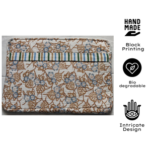 Housse pour ordinateur portable en coton doux et durable, écologique, matelassée, à multiples poches zippées, imprimée à la main par des artisans du Rajasthan - Product Image 3
