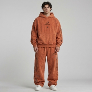 Conjunto de Sudadera con Capucha y Pantalones Deportivos para Hombre, Color Naranja Sólido, Estilo Urbano, con Logotipo Bordado Personalizado, Algodón Grueso - Product Image 1