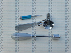 Proctoscopio/Anoscopio Rectal Kelly de Calidad Premium con Fuente de Luz para Hemorroidectomía - Product Image 2