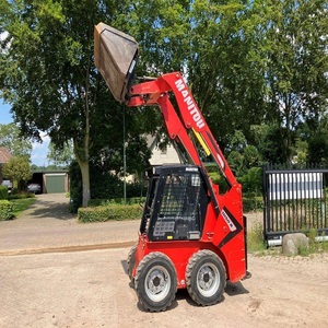 Chargeuse compacte Manitou 1050R pour les chantiers de construction, les travaux agricoles, les projets d'aménagement paysager et la manutention polyvalente des matériaux - Product Image 6