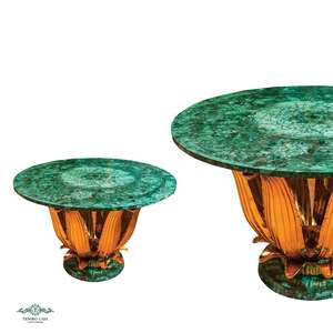 โต๊ะลายดอกบัวทำมือจากมาลาไคต์พร้อมฐานทองแกะสลัก - Product Image 1